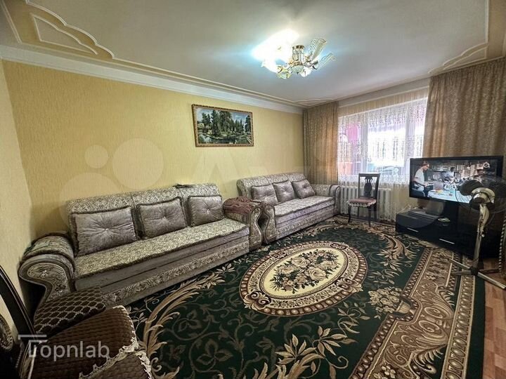 2-к. квартира, 53 м², 3/10 эт.