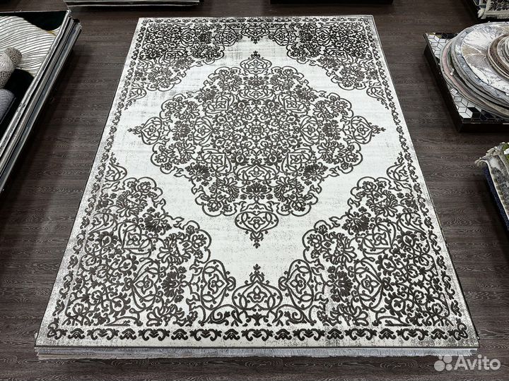 Ковер 3х4 новый классический, бежевый