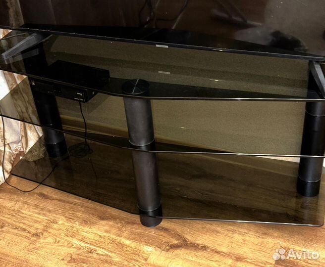 Телевизор с тумбой