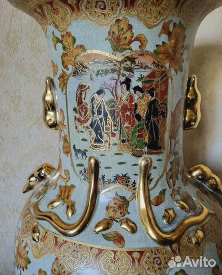 Громадная винтажная китайская напольная ваза