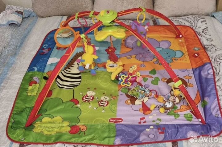 Развивающий коврик tiny love safari
