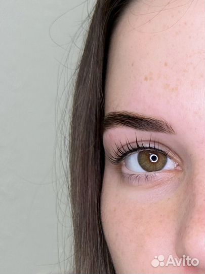 Ламинирование ресниц, коррекция окрашивание бровей
