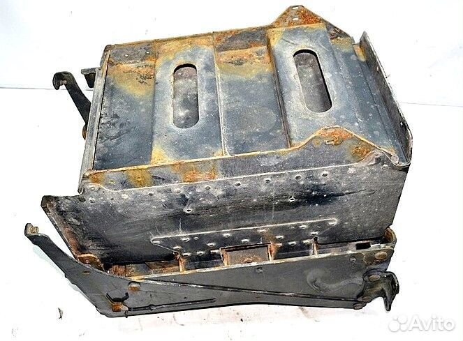 Ящик аккумулятора MAN TGX 18.440 (01.07)