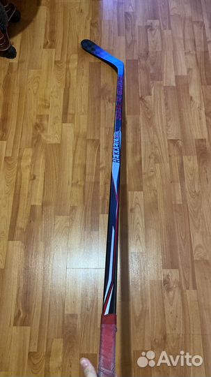 Форма хоккейная игровая шорты, клюшки, обломки