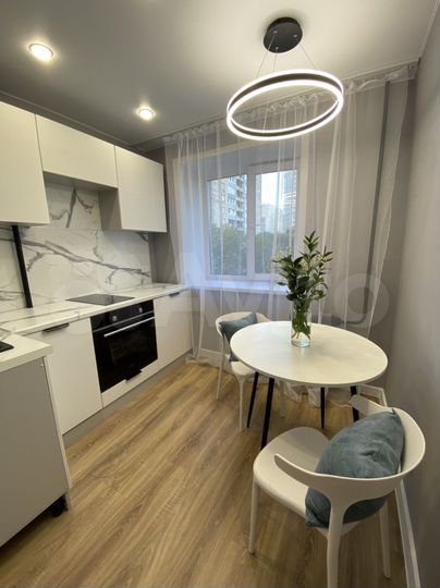 2-к. квартира, 45 м², 3/5 эт.