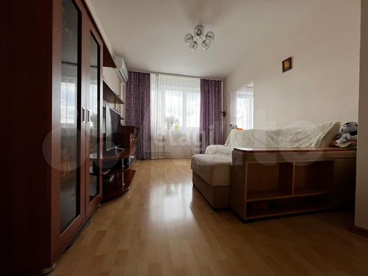 2-к. квартира, 42,3 м², 8/9 эт.