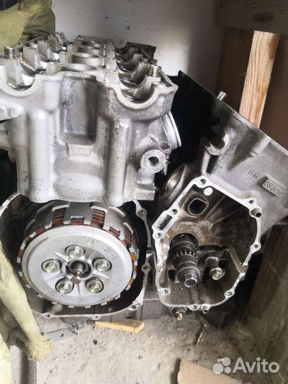 Honda cbr900rr sc28 двигатель