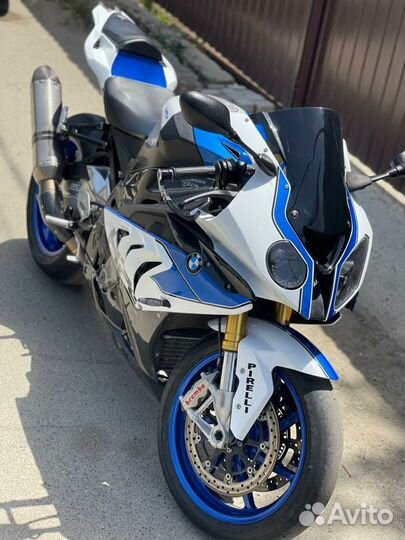 BMW S1000RR HP4