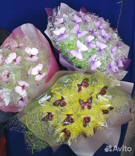 Букет из бабочек с подсветкой