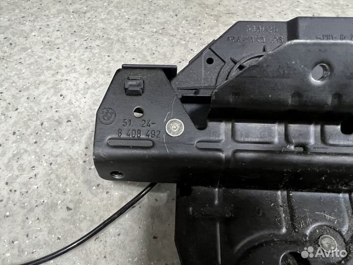 Замок крышки багажника BMW E53 X5 Дорест