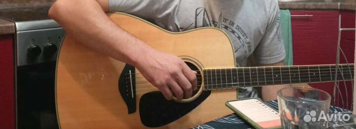 Акустическая гитара yamaha fg 820