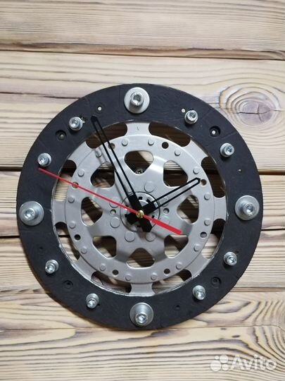 Часы настенные