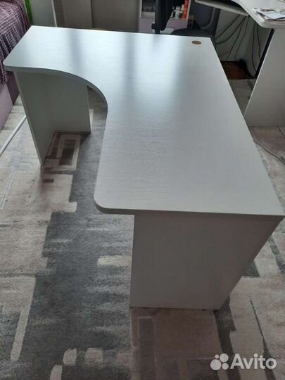 Компьютерный стол новый