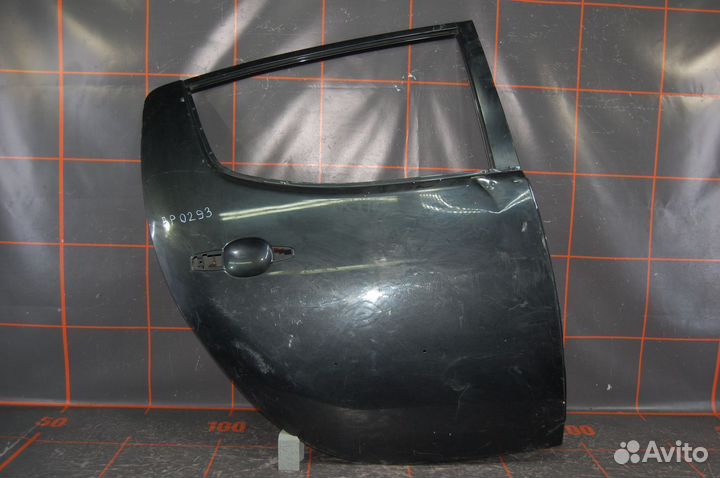 Дверь задняя правая - Mitsubishi L200 (2006-15гг)