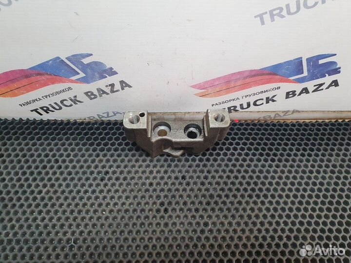 Кронштейн вала коромысел