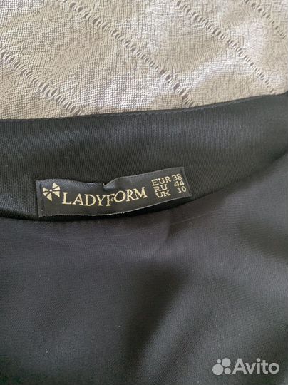 Платье нарядное Ladyform