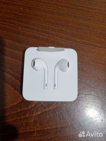 Earpods оригинал lighting