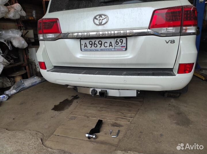 Фаркопы для Toyota (Тойота) в Твери. Установка