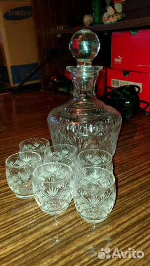 Графин хрустальный с рюмками