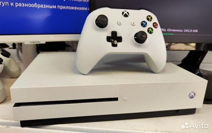 XBox One S 500Gb (Full Complect)