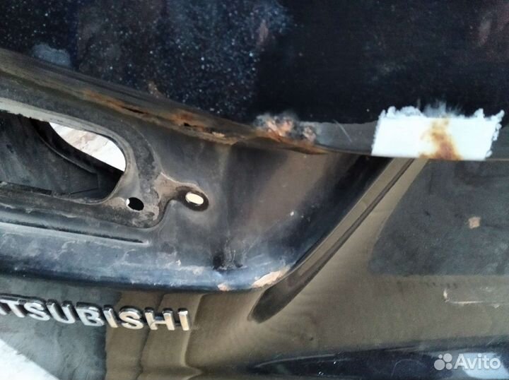 Крышка багажника Мицубиси асх 2011