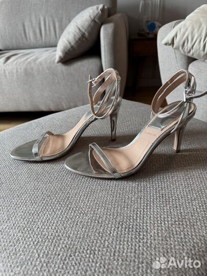 Босоножки металлик 37