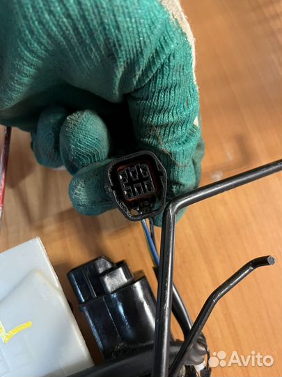 Замок двери передний левый hyundai getz Гетц