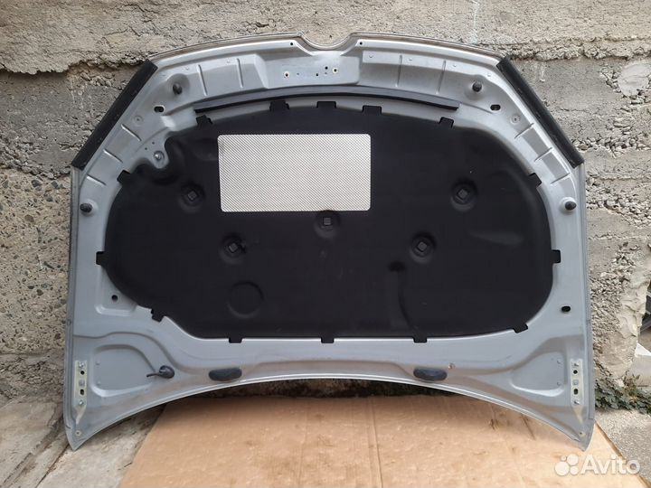 Капот Volkswagen Golf 6