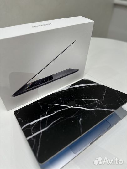 Macbook Pro 15 2019 i7