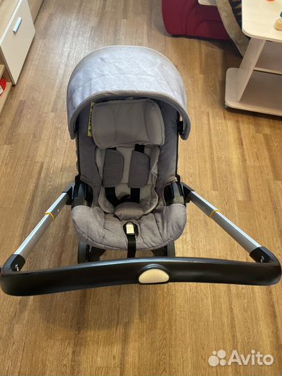 Коляска автолюлька