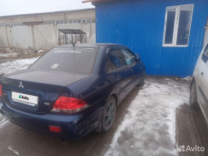 Mitsubishi Lancer 1.6 МТ, 2005, битый, 150 000 км
