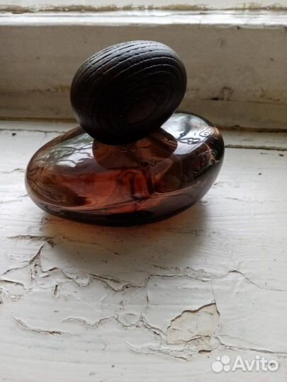 Ниша Fusion Sacrée Obscur и l'instant de guerlain