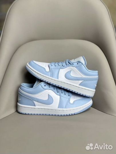 Air Jordan 1 Low Ice Blue