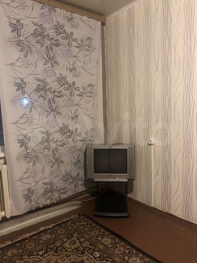 Комната 18,5 м² в 2-к., 1/2 эт.