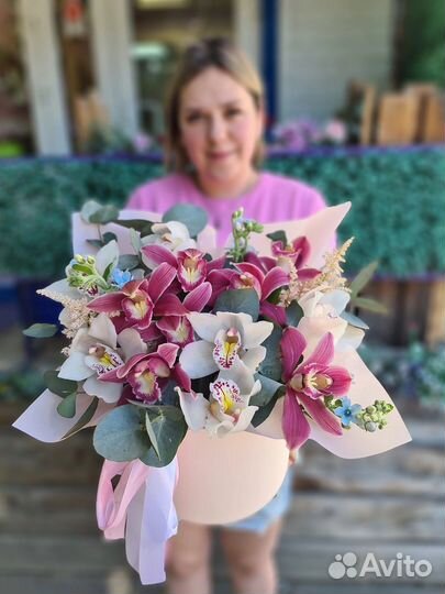 Орхидея букет