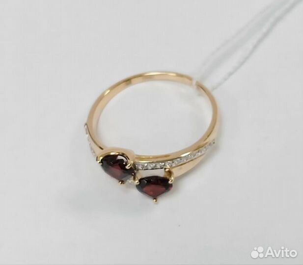 Золотое кольцо с фианитом 17р