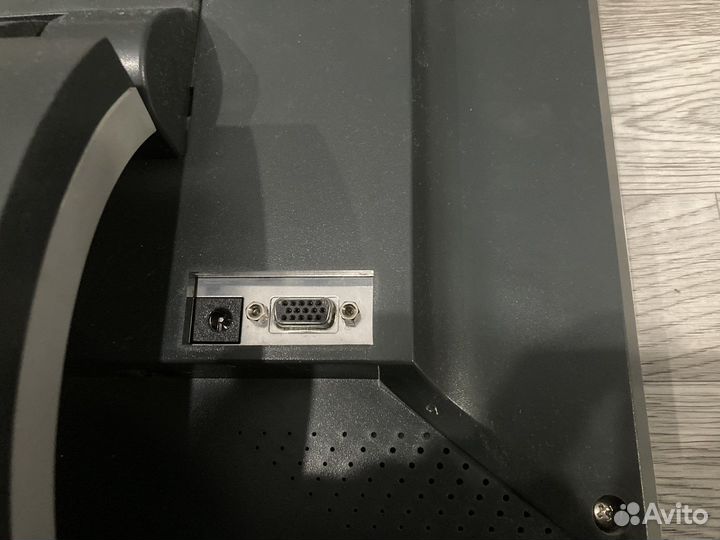 Монитор 15 дюймов