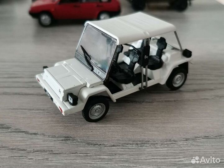 Модели автомобилей ваз, Автолегенды, 1:43