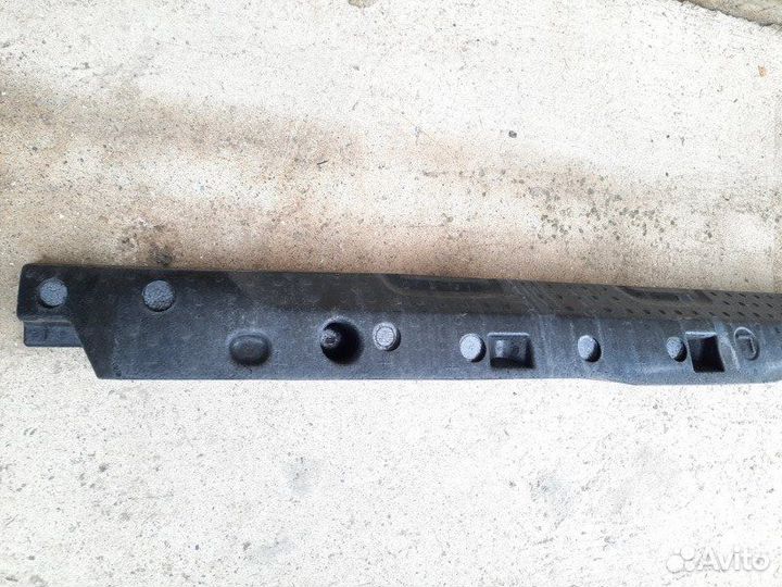 Абсорбер переднего бампера передний Тoyota Land