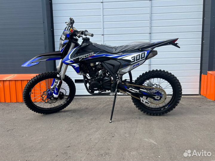 Мотоцикл Motoland PWR FR300PRO (174MN)