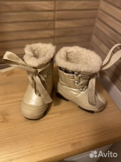 Сапоги на девочку 20-21 размер
