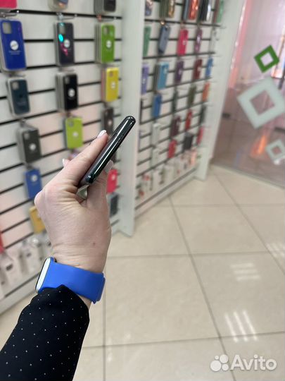 Samsung Galaxy S21, 8/256 ГБ
