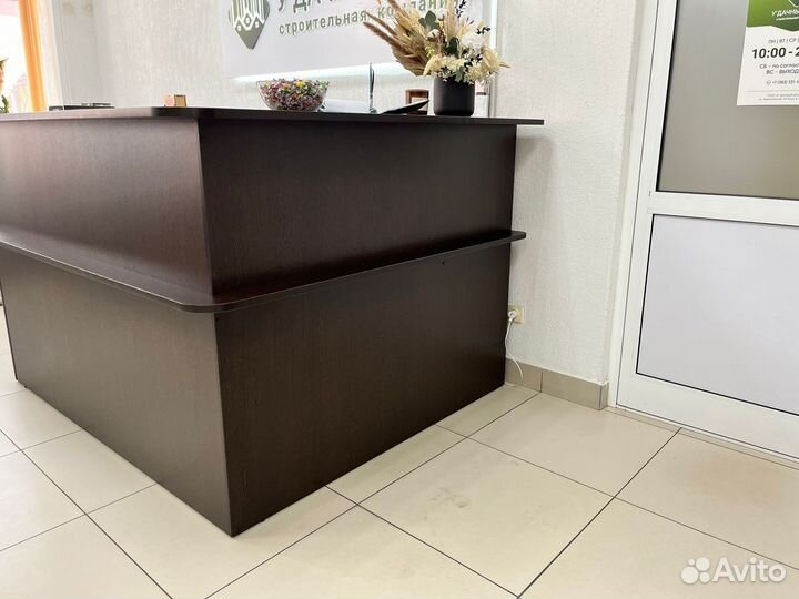 Стойка ресепшн 1500*1800*1220мм, цвет Венге
