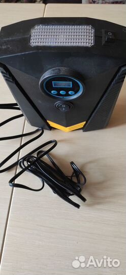 Компрессор автомобильный