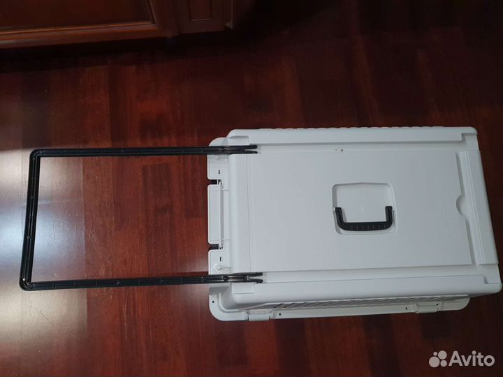 Бокс для перевозки собак