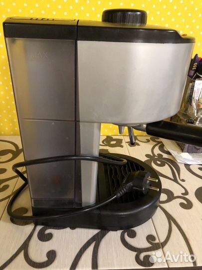 Кофеварка рожковая polaris