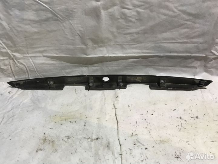 Накладка крышки багажника Nissan Almera G15 2012–2