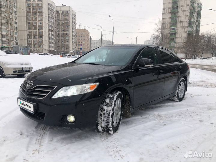 Toyota Camry 2.4 AT, 2011, 350 000 км