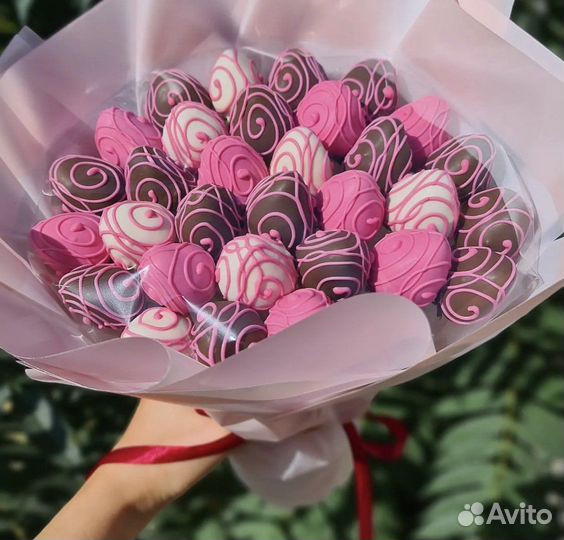 Клубника в шоколаде / букеты из цветов