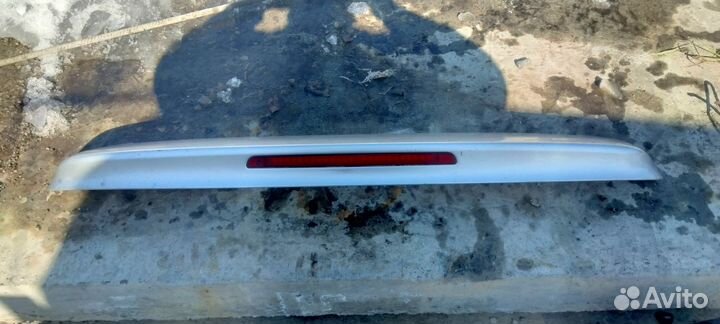 Задний спойлер Mitsubishi Airtrek